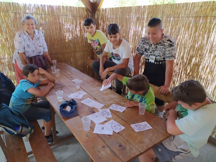 Ifjúsági és Vakációs Bibliahét 48